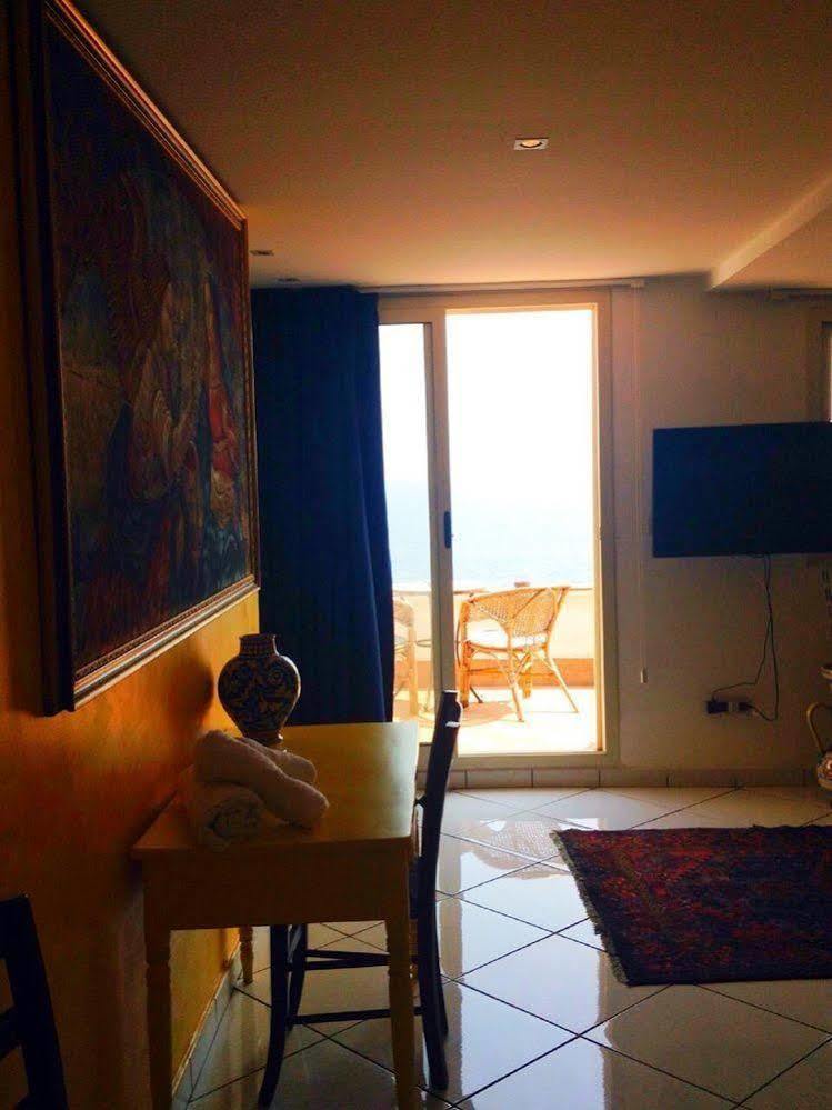 Casa Sul Mare Bed & Breakfast Catania Ngoại thất bức ảnh